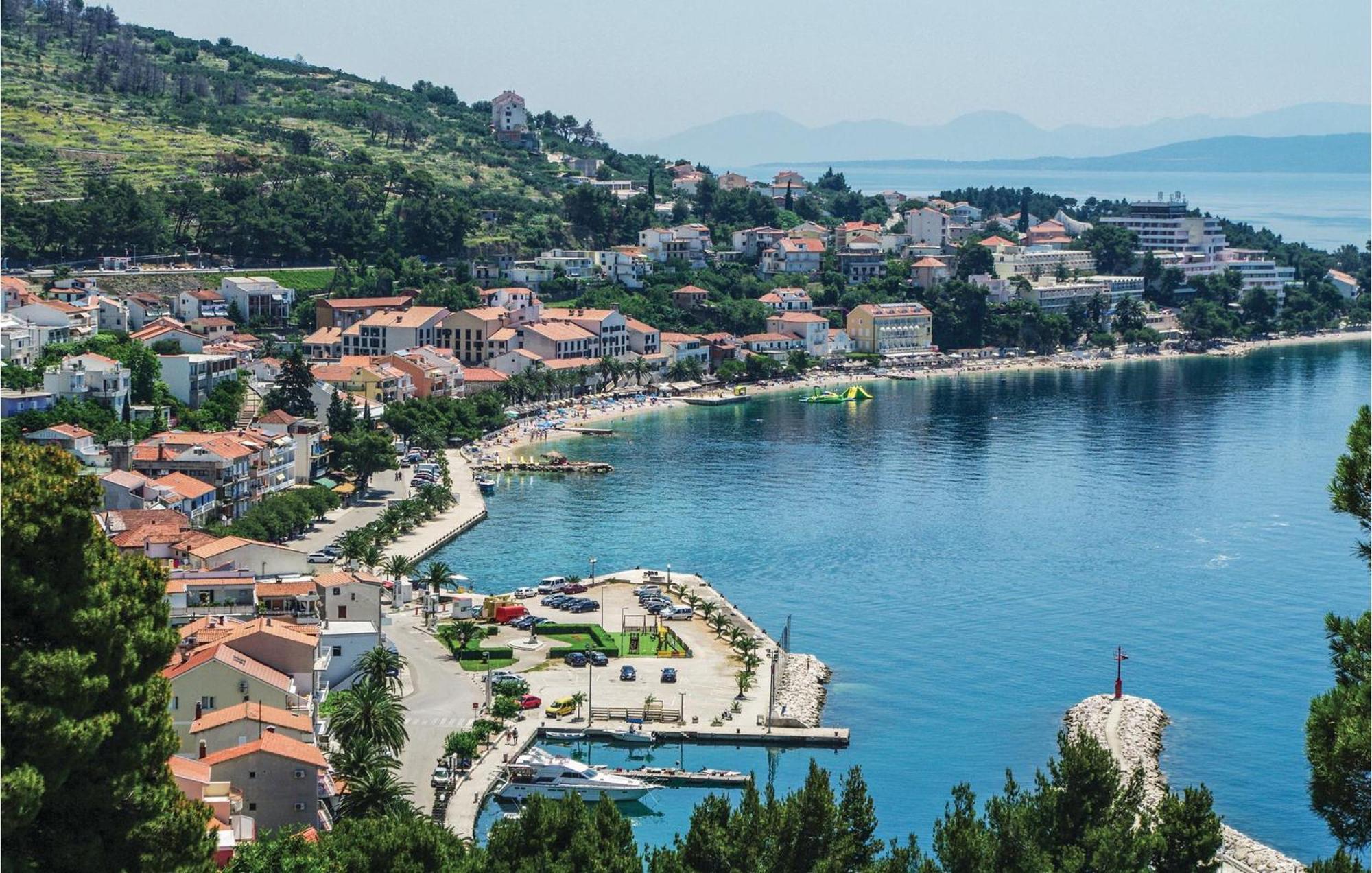 Awesome Home In Podgora With Kitchen 外观 照片